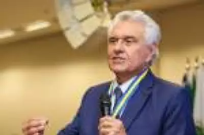 PSD oficializa Ronaldo Caiado como pré-candidato à Presidência após desistência de Ratinho Jr.