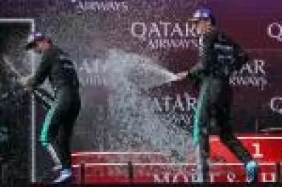 Russell vence GP da Austrália com dobradinha da Mercedes; Bortoleto fica em 9º