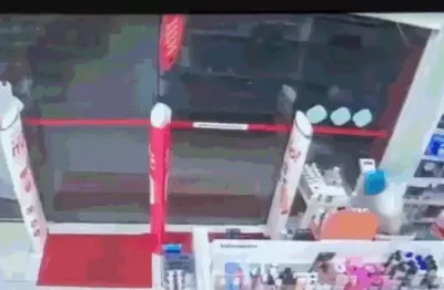 Tentativa de roubo a farmácia em SP termina com suspeito morto após intensa troca de tiros