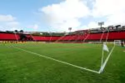 Vitória e Atlético-MG se enfrentam hoje no Brasileirão: horário e escalações