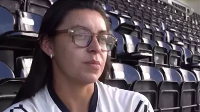 Yoreli Rincón, nova meia das Sereias da Vila, revela sonho de viver do futebol feminino