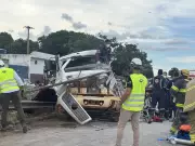 Acidente com quatro veículos na BR-135 deixa um morto e quatro feridos em Montes Claros