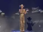 Ana Castela fatura R$ 1,6 milhão com shows pagos por prefeituras sem licitação