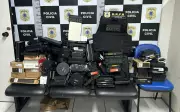 Apreensão de R$ 1 milhão em drogas e equipamentos em Feira de Santana resulta em prisão
