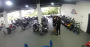 Assalto a loja de motos em São José do Vale do Rio Preto: suspeitos presos após roubo de joias