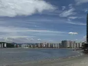 Baixada Santista tem 25 praias impróprias para banho, alerta Cetesb