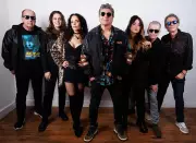 Blitz leva sucessos dos anos 80 a Salvador em show beneficente na Pupileira