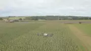 Drones revolucionam segurança e precisão na pulverização agrícola no sul de Goiás