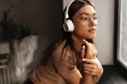 Estudo Europeu Revela: Fones de Ouvido Podem Conter Substâncias que Afetam Hormônios