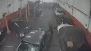 Ex-funcionário de oficina é preso após atropelar patrão e danificar carros em Belo Horizonte