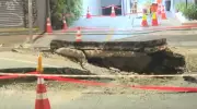 Explosão subterrânea abre cratera de 15 m² na Rua da Consolação, em São Paulo