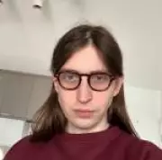 Felca se recusa a se posicionar como direita ou esquerda em entrevista ao Roda Viva