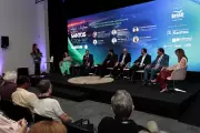 Fórum Santos 500+ debate futuro do trabalho e alerta para lacunas na formação profissional