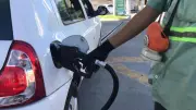 Gasolina atinge R$ 6,99 em Natal e interior do RN após conflito no Oriente Médio