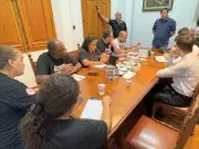 Greve em Araras entra no 3º dia após reunião sem acordo entre sindicato e prefeitura