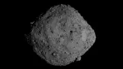 Água em asteroide Bennu preservou moléculas orgânicas, revela estudo inédito da NASA