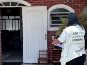 Guarujá reduz casos de dengue em 85% com mutirões semanais e uso de peixes