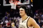 Gui Santos entra para história da NBA como 4º brasileiro a marcar mais de 30 pontos
