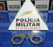 Homem com mandado de prisão é detido dirigindo sem habilitação na BR-135 em Curvelo