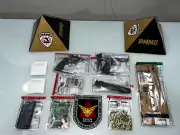 Homem em regime aberto é preso com armas e drogas após fuga de abordagem em Governador Valadares