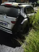 Incêndio criminoso destrói carro de policial militar em Pinheiral, no Rio de Janeiro