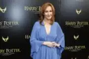 J.K. Rowling usa lucro de série de Harry Potter em fundo polêmico após trailer da HBO