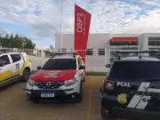 Jovem é preso por roubar carro e esfaquear taxista no pescoço em Palmeira dos Índios