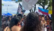 Manifestação em Florianópolis marca Dia da Mulher com protesto contra feminicídio