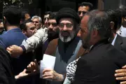 Mojtaba Khamenei é nomeado novo líder supremo do Irã após morte do pai