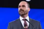 Moraes marca interrogatório de Eduardo Bolsonaro no STF para 14 de abril