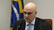 Moraes nega prisão domiciliar a Bolsonaro e afirma que Papudinha oferece atendimento médico adequado