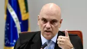 Moraes ordena transferência de condenados do caso Marielle para presídio no Rio