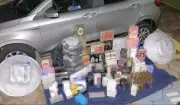 Motorista é preso com contrabando de eletrônicos e perfumes do Paraguai em rodovia de SP