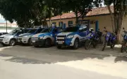Mulher é presa após esfaquear companheiro em Prado, Bahia, alegando legítima defesa
