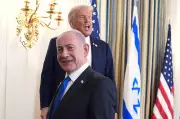 Netanyahu afirma que guerra contra Irã continua, divergindo de Trump