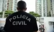 Operação policial desarticula milícia no Rio e apreende fuzis e dois suspeitos