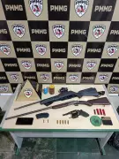 Operação Saturação prende cinco e apreende drogas e armas em Três Marias