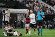 Polêmicas de arbitragem ofuscam empate entre Corinthians e Flamengo na Neo Química Arena