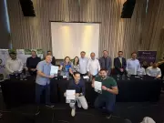 Prefeito Topázio Neto se filia ao Podemos após saída polêmica do PSD em Florianópolis