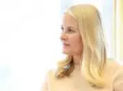 Princesa herdeira da Noruega rompe silêncio sobre Epstein: 'Fui manipulada e enganada'