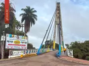 Protesto de trabalhadores bolivianos gera alerta em ponte internacional no Acre