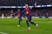 Raphinha brilha com dois gols e duas assistências na classificação do Barcelona na Champions