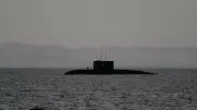 Submarino dos EUA afunda fragata iraniana em ataque histórico no Sri Lanka