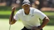 Tiger Woods se envolve em acidente de trânsito na Flórida com capotamento