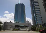 Vendedor do Magazine Luiza recebe R$ 8 mil por ser obrigado a cantar hino da empresa em Salvador