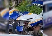 Viatura da Polícia Militar colide com árvore em Miracema do Tocantins, ferindo dois militares