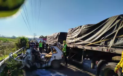 Acidente fatal entre carro e caminhão deixa cinco mortos na SC-101 em Ituporanga
