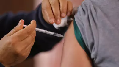 Anvisa amplia uso da vacina Arexvy para adultos a partir de 18 anos contra bronquiolite