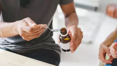 Anvisa proíbe clobutinol: xarope para tosse tem risco de arritmia grave