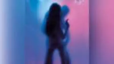 Apps de relacionamento geram crise de intimidade ao fragilizar conexões humanas